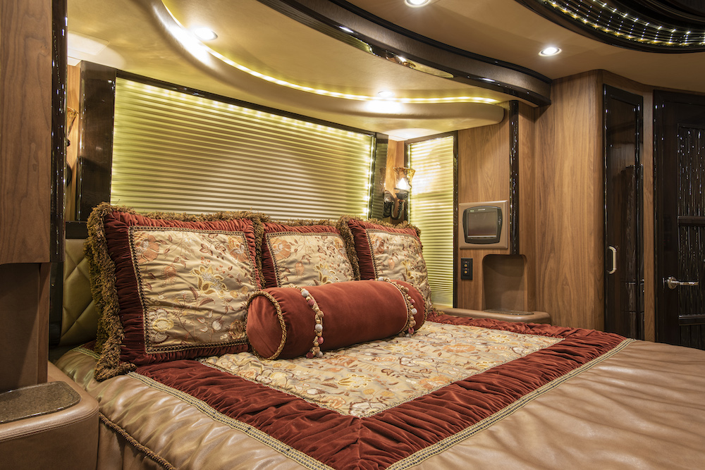 2014 Prevost Liberty H3-45 For Sale