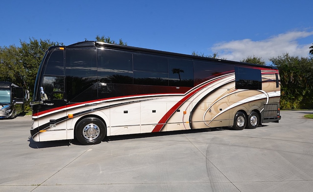 2014 Prevost Liberty H3-45 For Sale