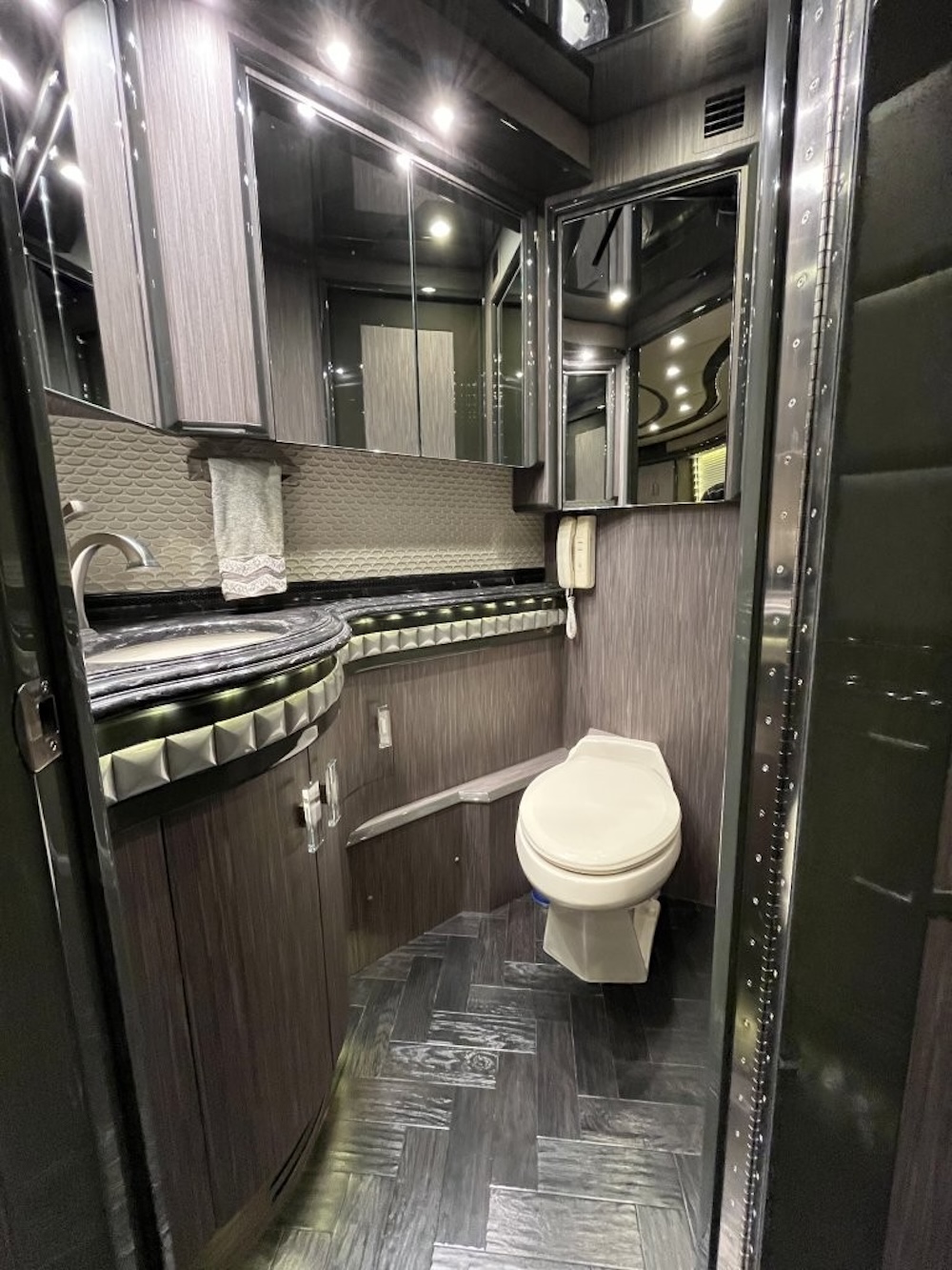 2014 Prevost Liberty H3-45 For Sale