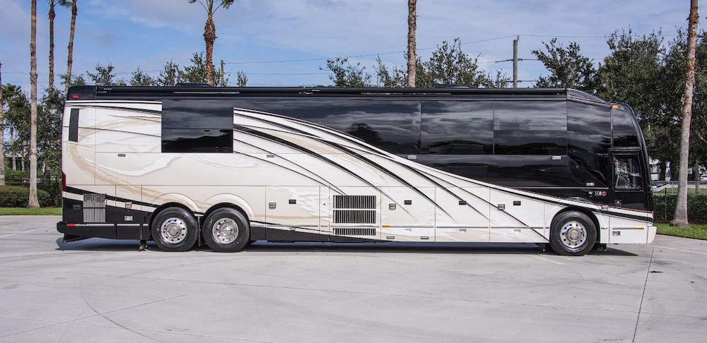 2014 Prevost Liberty H3-45 For Sale