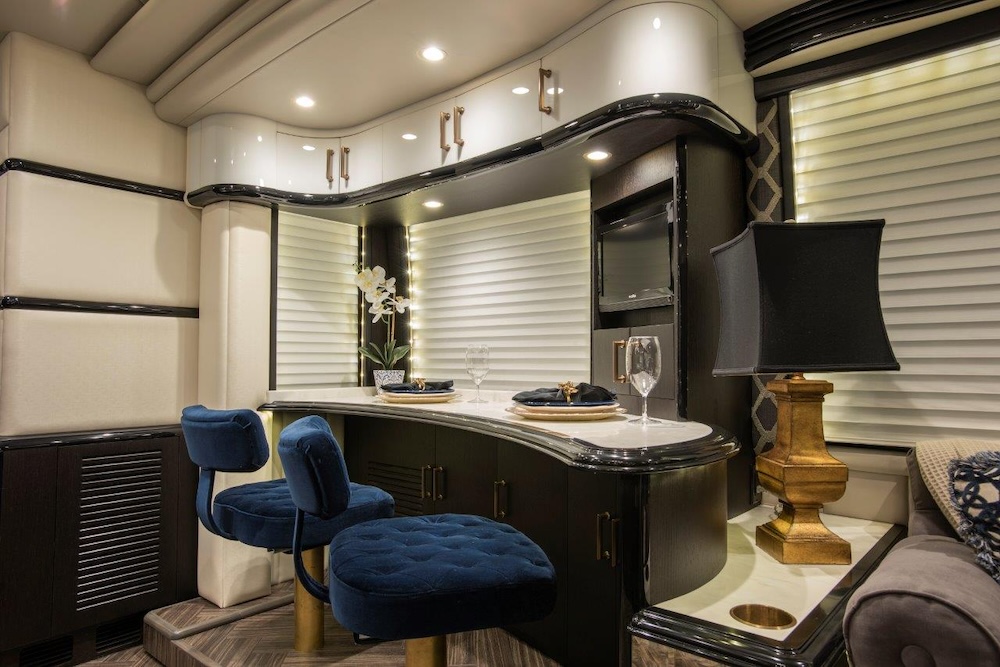 2014 Prevost Liberty H3-45 For Sale