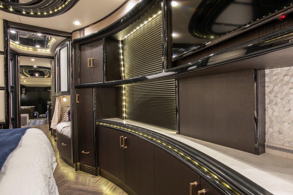 2014 Prevost Liberty H3-45 For Sale