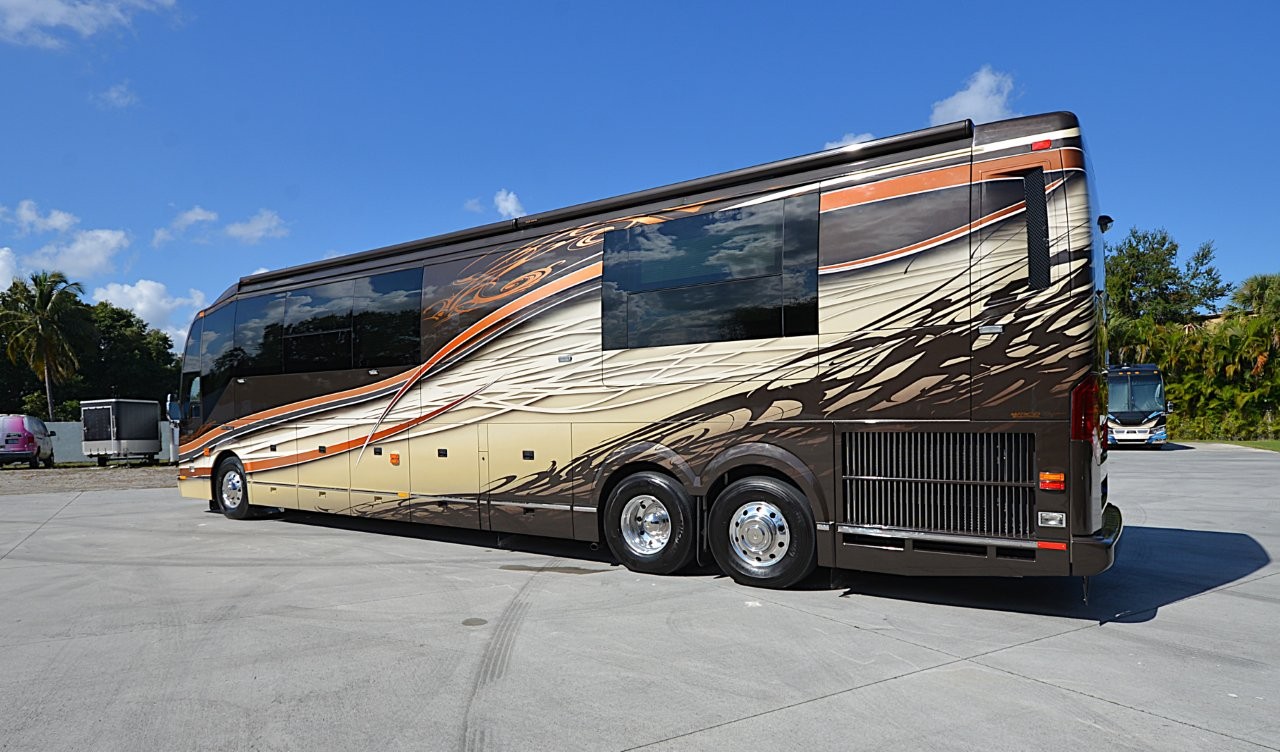 2014 Prevost Liberty H3-45 For Sale