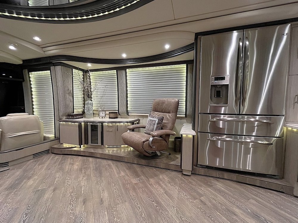 2014 Prevost Liberty H3-45 For Sale