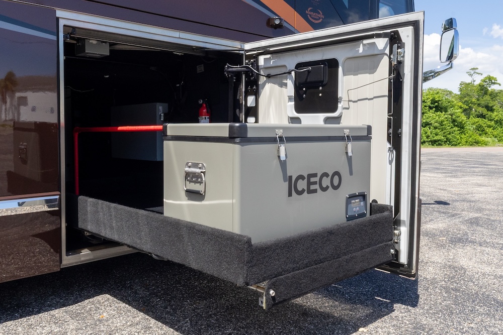 2014 Prevost Marathon  H3-45 For Sale