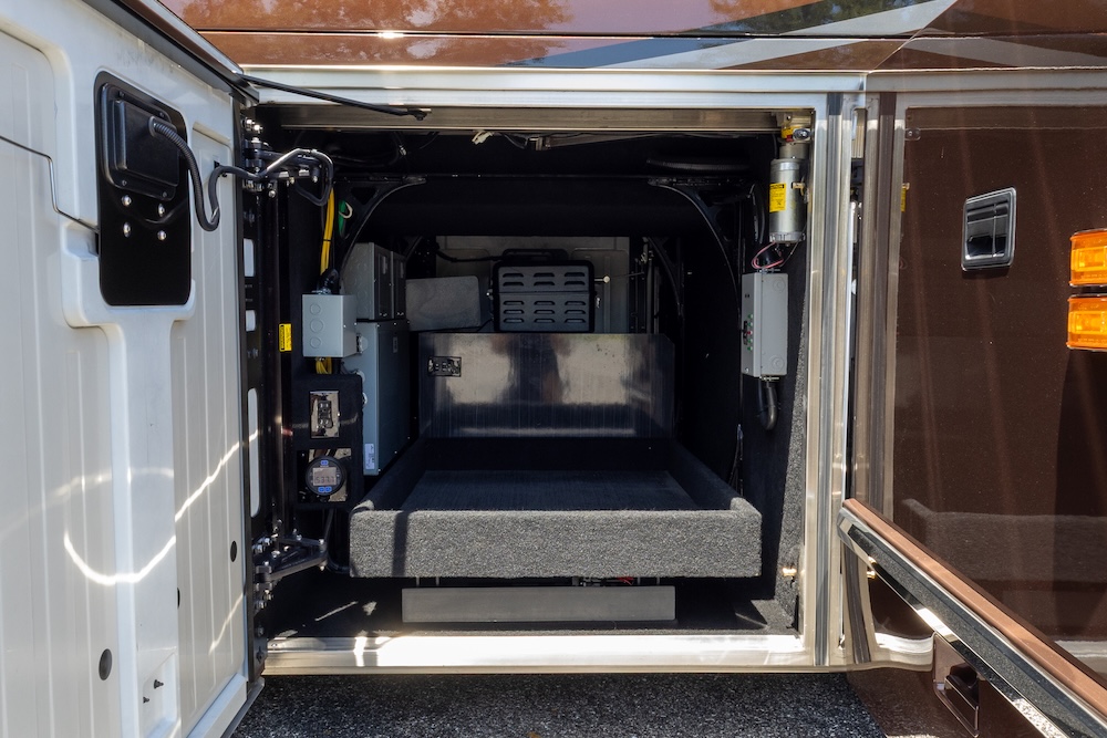 2014 Prevost Marathon  H3-45 For Sale