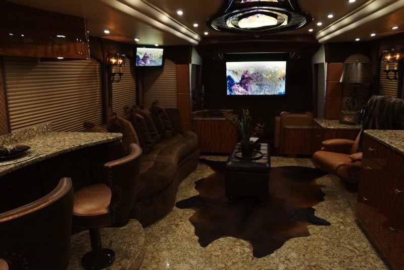 2014 Prevost Millennium H3-45 For Sale