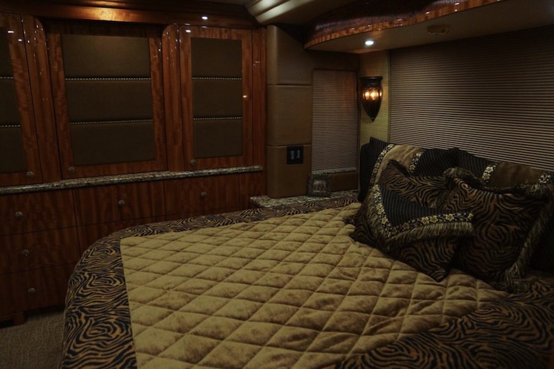 2014 Prevost Millennium H3-45 For Sale