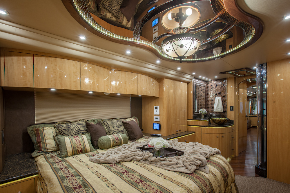 2014 Prevost Millennium H3-45 For Sale