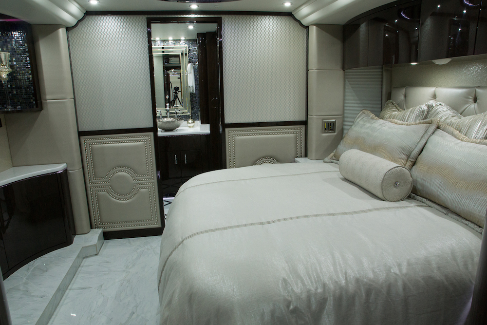 2014 Prevost Millennium H3-45 For Sale