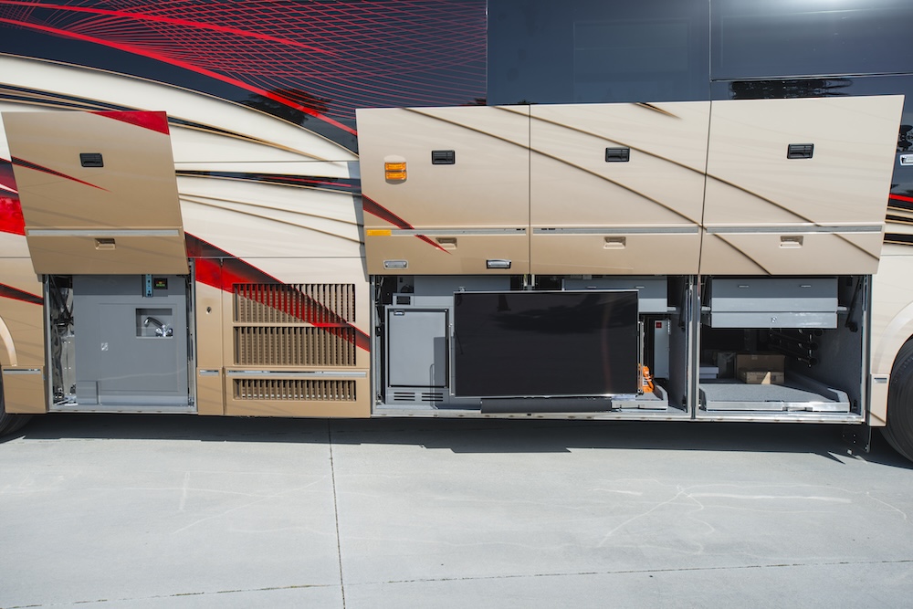 2015 Prevost  H3-45 For Sale