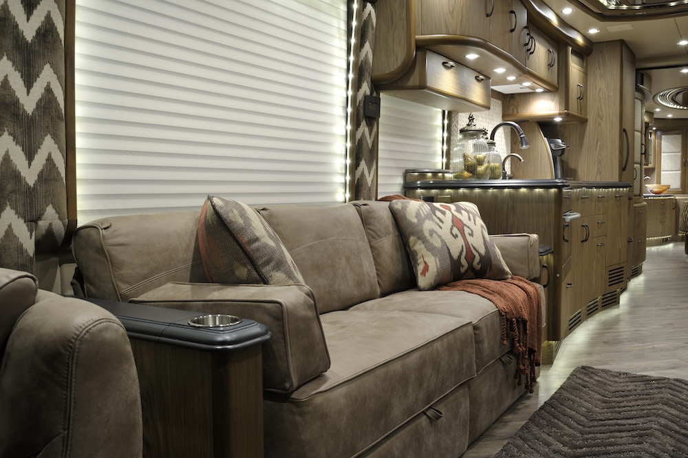 2015 Prevost  H3-45 For Sale