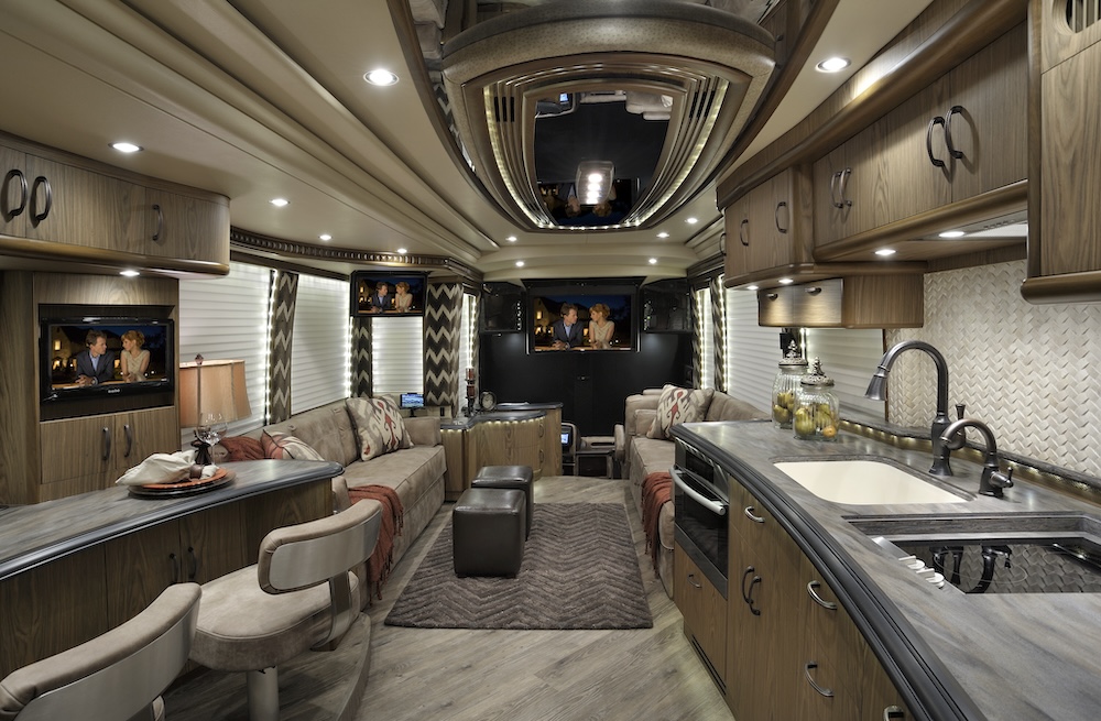 2015 Prevost  H3-45 For Sale