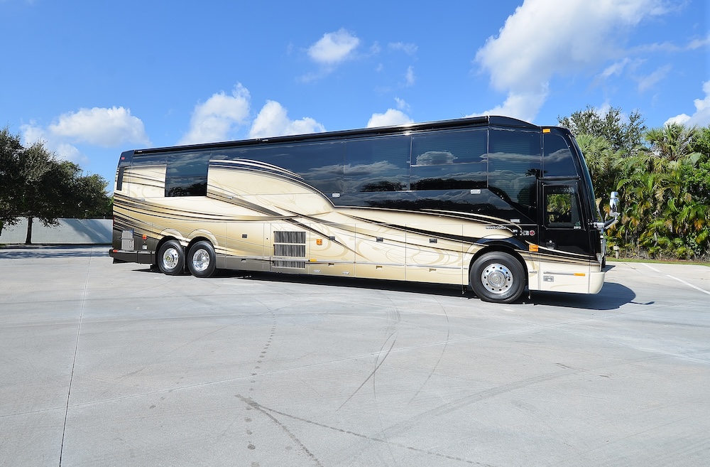 2015 Prevost Liberty H3-45 For Sale