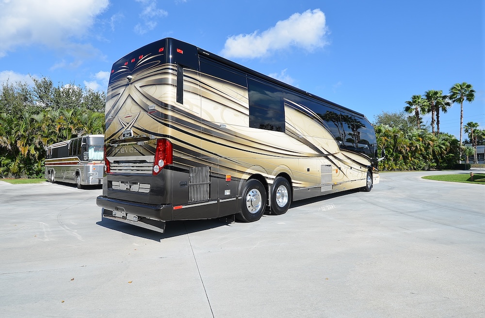 2015 Prevost Liberty H3-45 For Sale