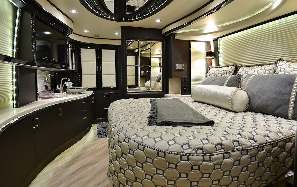 2015 Prevost Liberty H3-45 For Sale