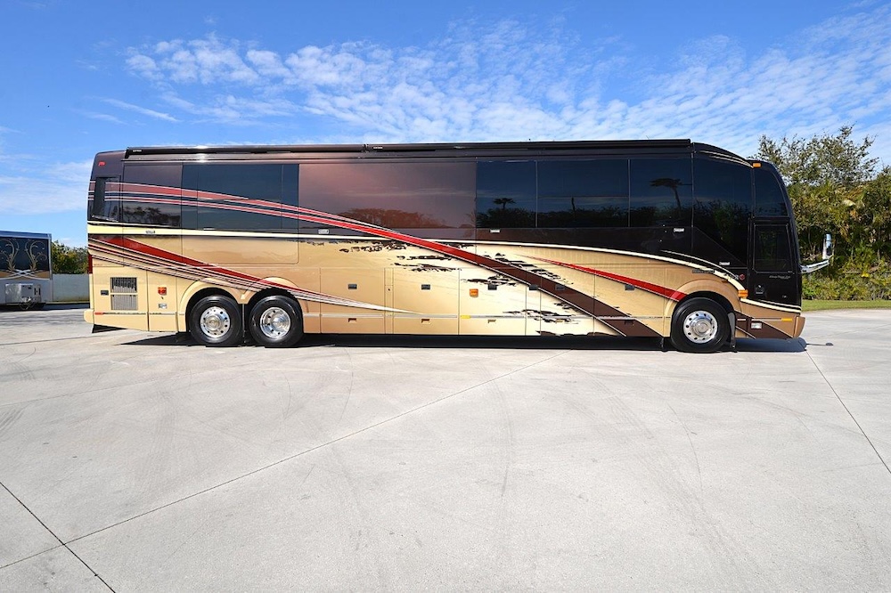 2015 Prevost Liberty H3-45 For Sale