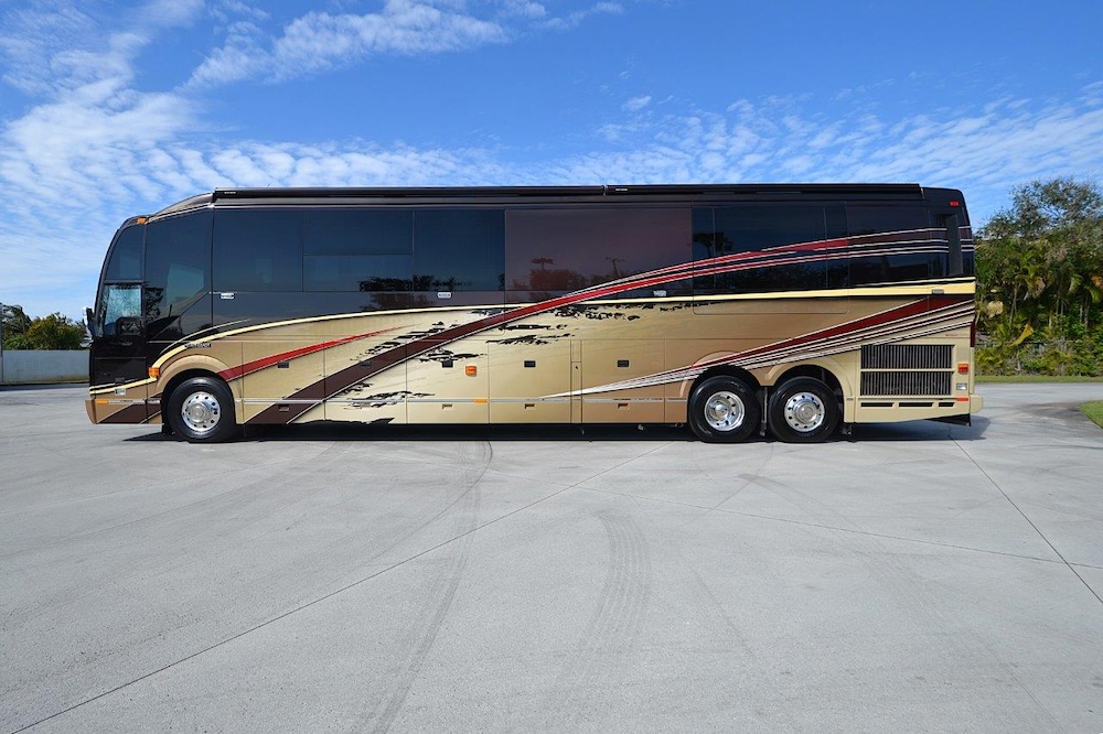 2015 Prevost Liberty H3-45 For Sale