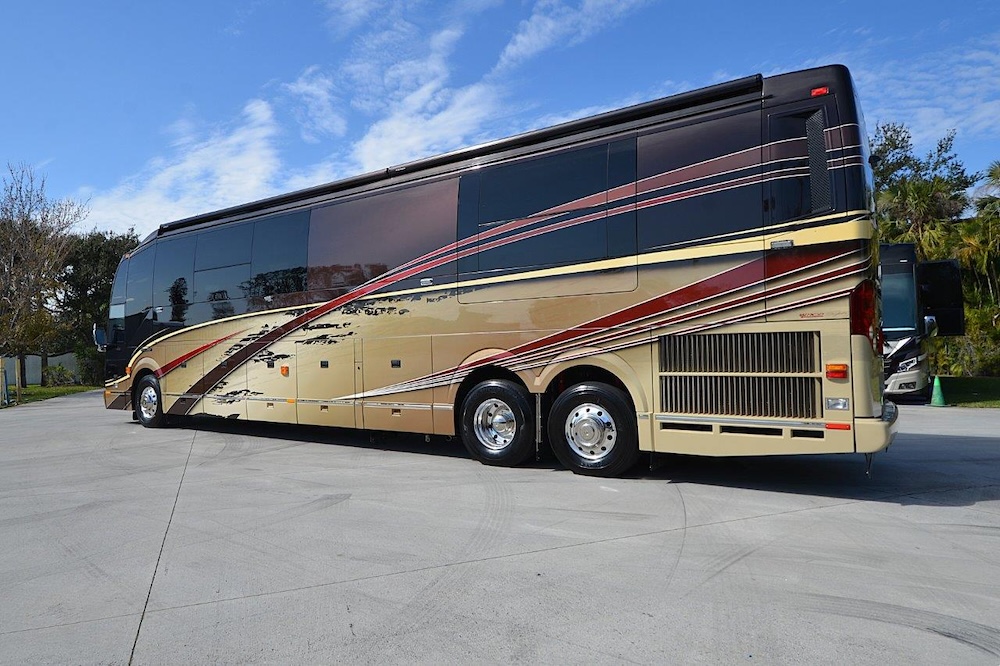 2015 Prevost Liberty H3-45 For Sale