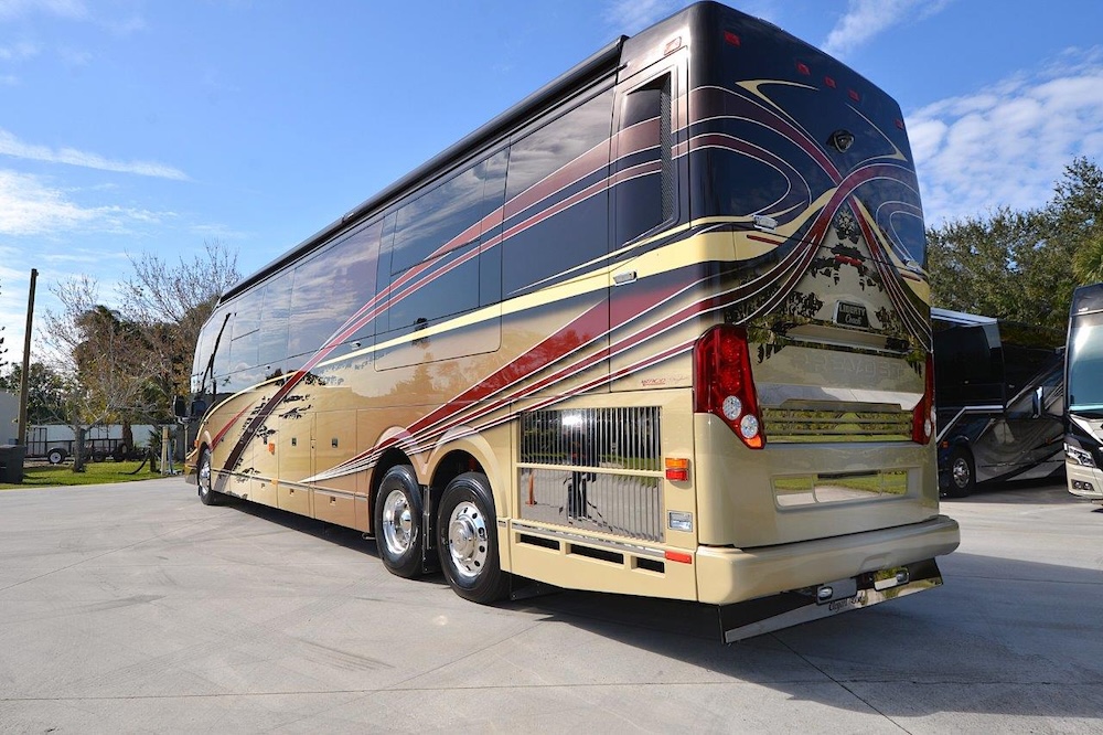 2015 Prevost Liberty H3-45 For Sale