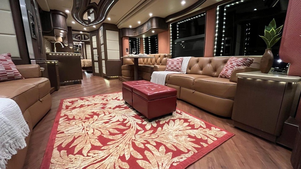 2015 Prevost Liberty H3-45 For Sale