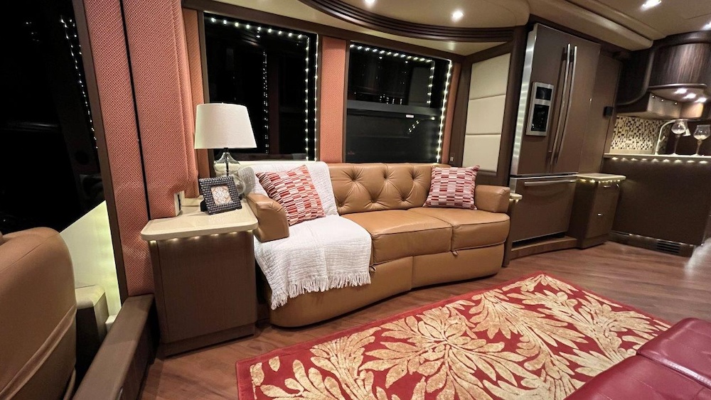 2015 Prevost Liberty H3-45 For Sale