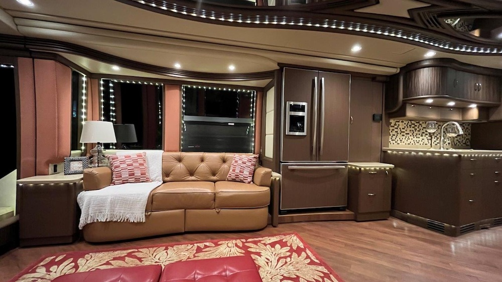 2015 Prevost Liberty H3-45 For Sale