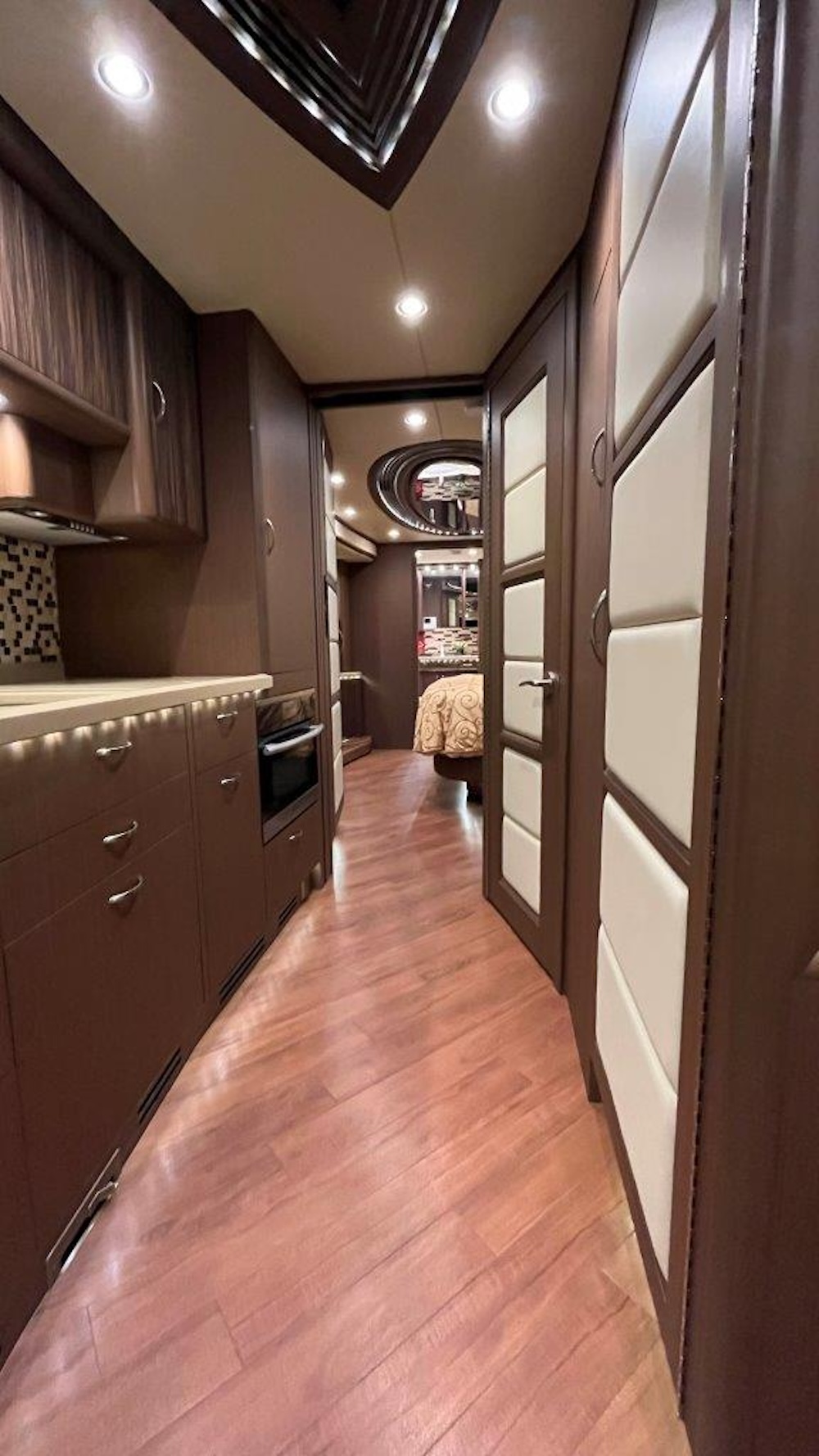 2015 Prevost Liberty H3-45 For Sale