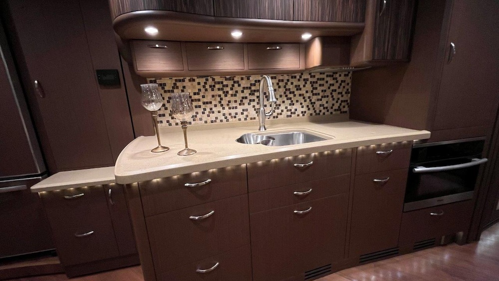 2015 Prevost Liberty H3-45 For Sale