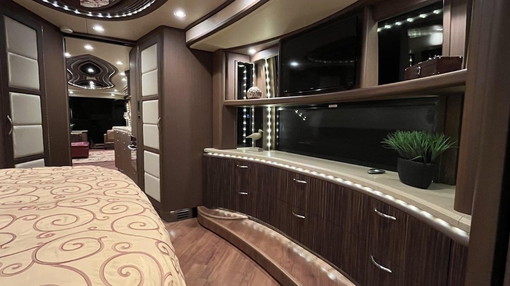 2015 Prevost Liberty H3-45 For Sale