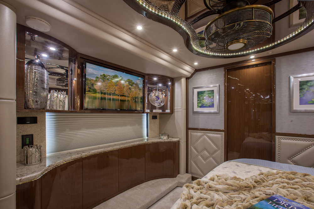 2015 Prevost Millennium H3-45 For Sale