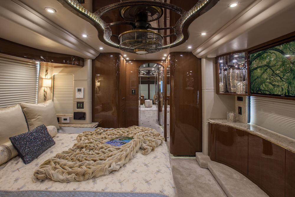 2015 Prevost Millennium H3-45 For Sale