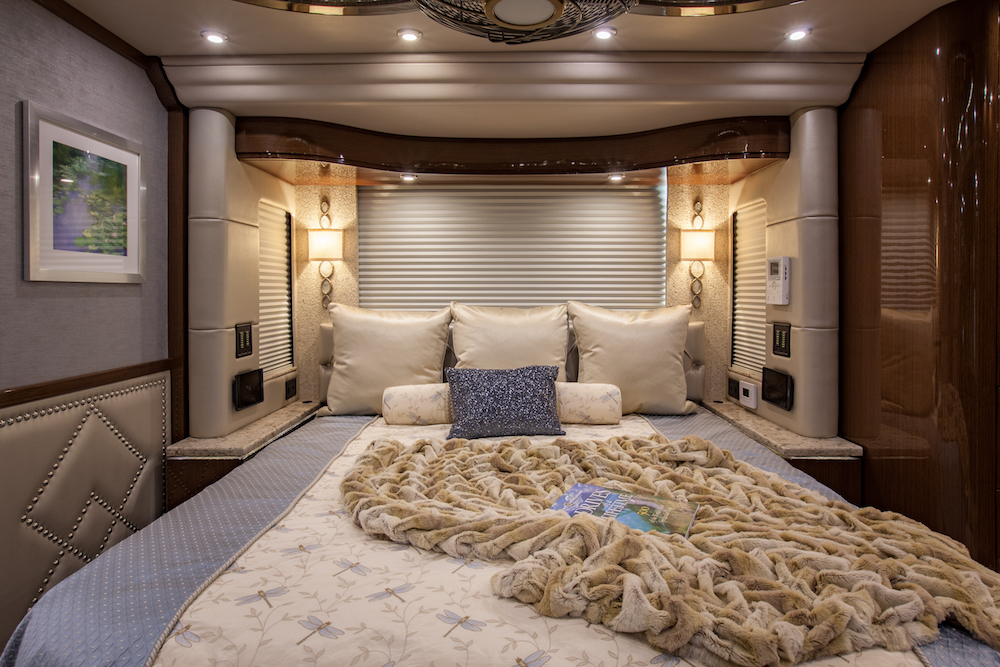 2015 Prevost Millennium H3-45 For Sale