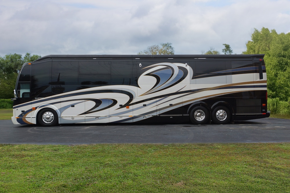 2015 Prevost Millennium H3-45 For Sale