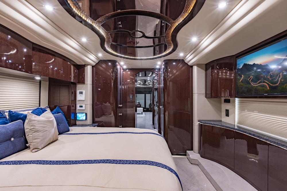 2015 Prevost Millennium H3-45 For Sale