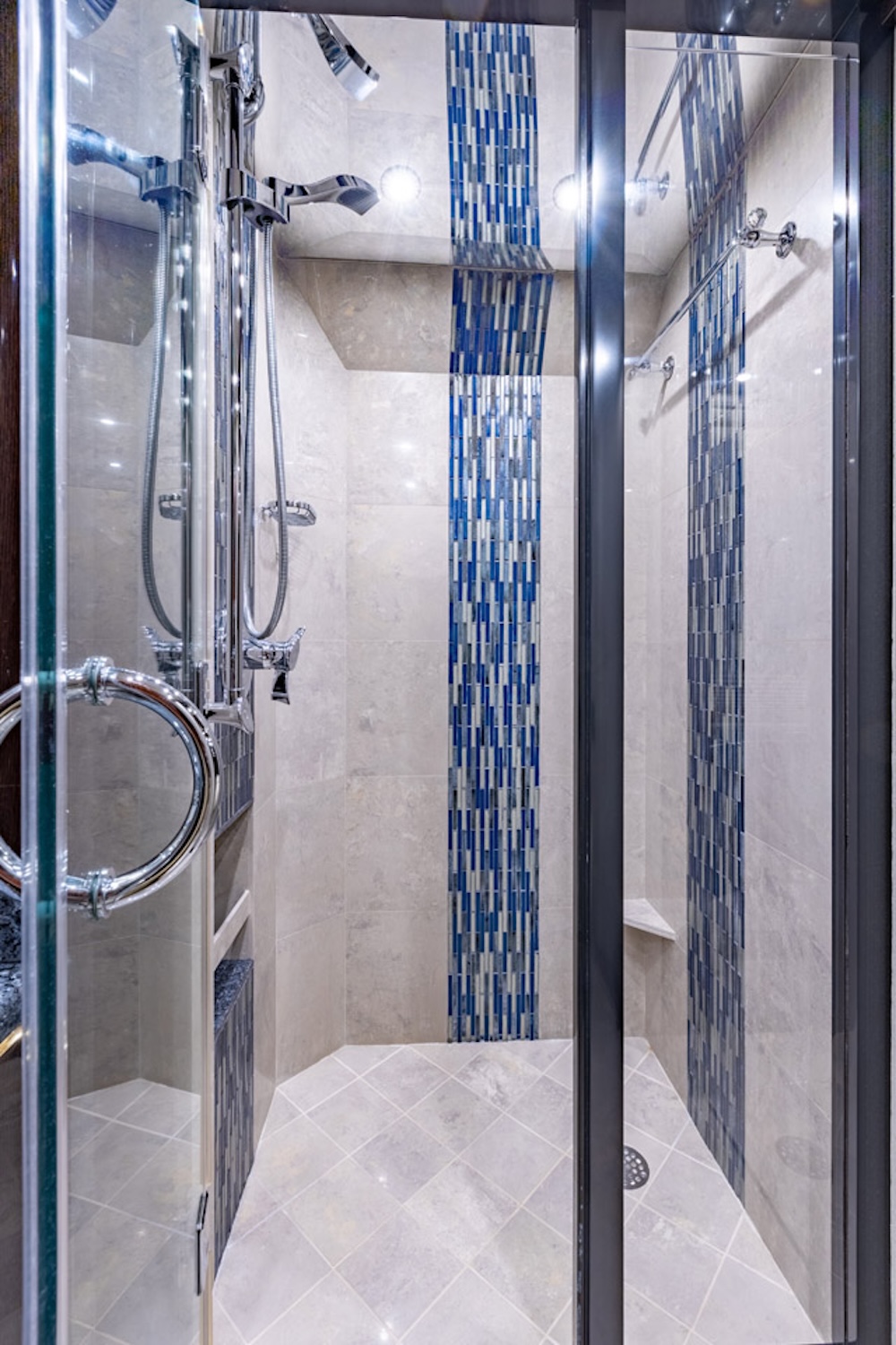 2015 Prevost Millennium H3-45 For Sale