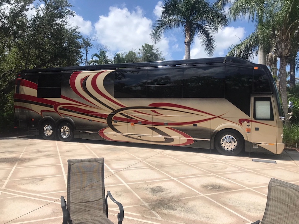 2015 Prevost Olympia H3-45 For Sale