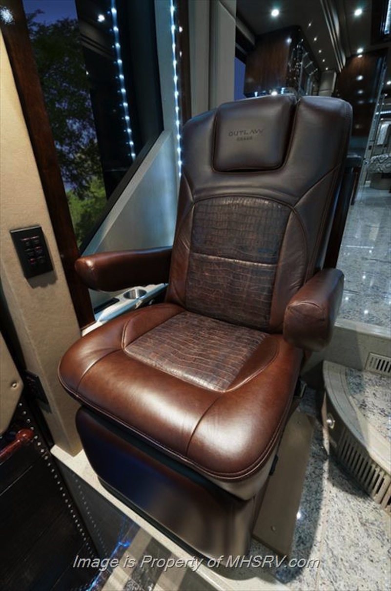 2015 Prevost Outlaw H3-45 For Sale