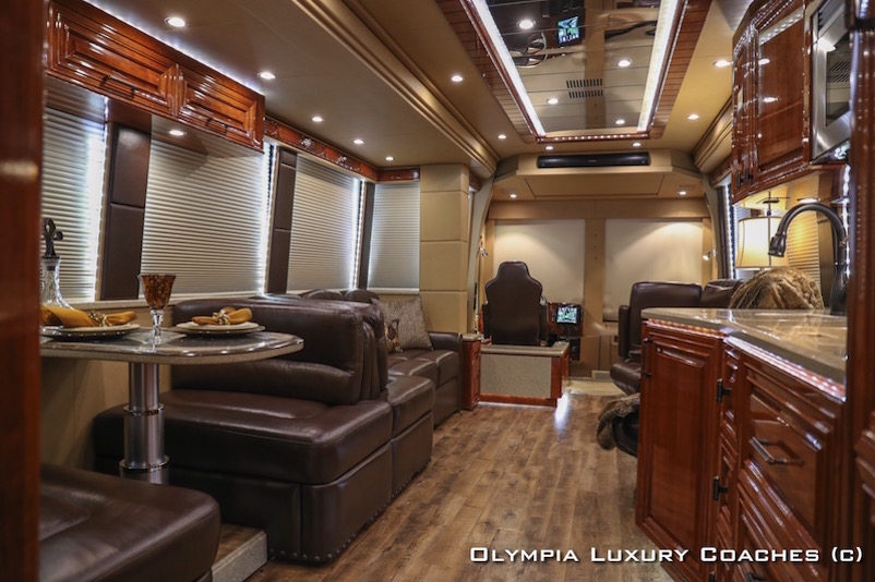 2016 Prevost Emerald X3 For Sale