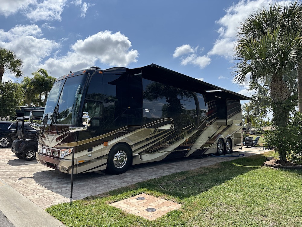 2016 Prevost Liberty H3-45 For Sale