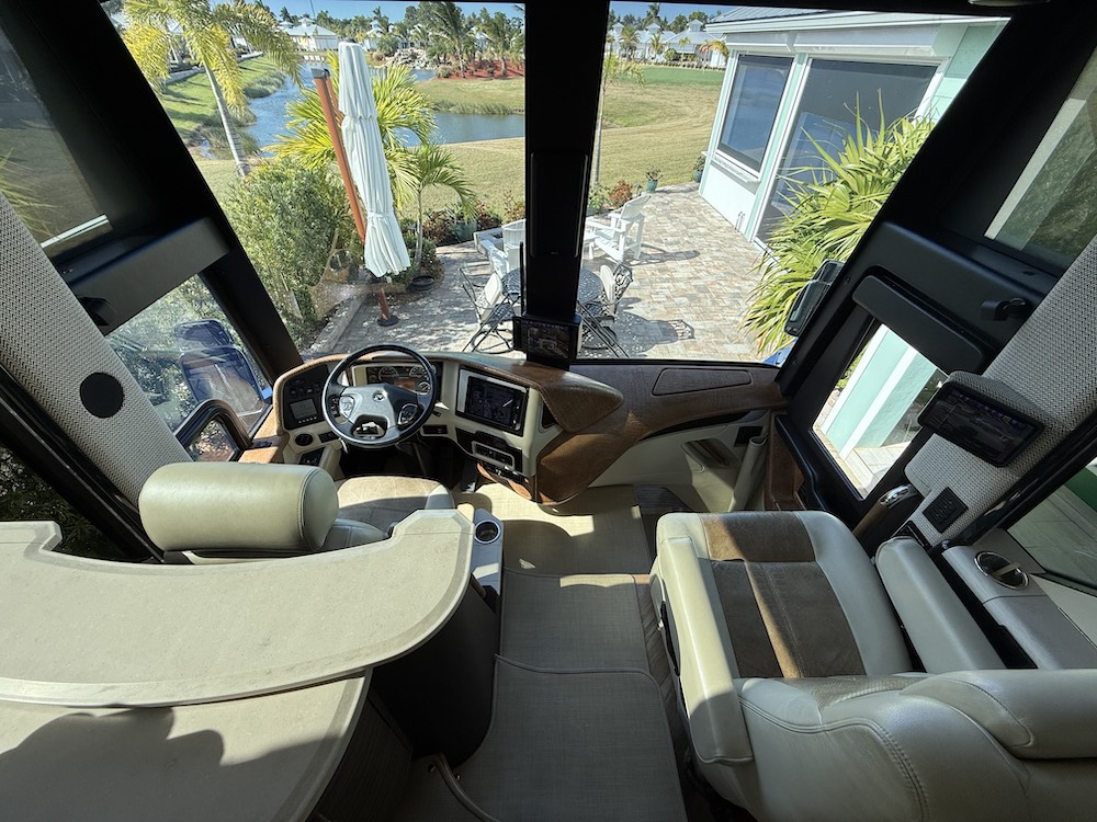 2016 Prevost Liberty H3-45 For Sale