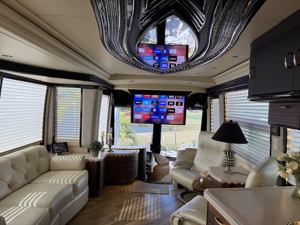 2016 Prevost Liberty H3-45 For Sale