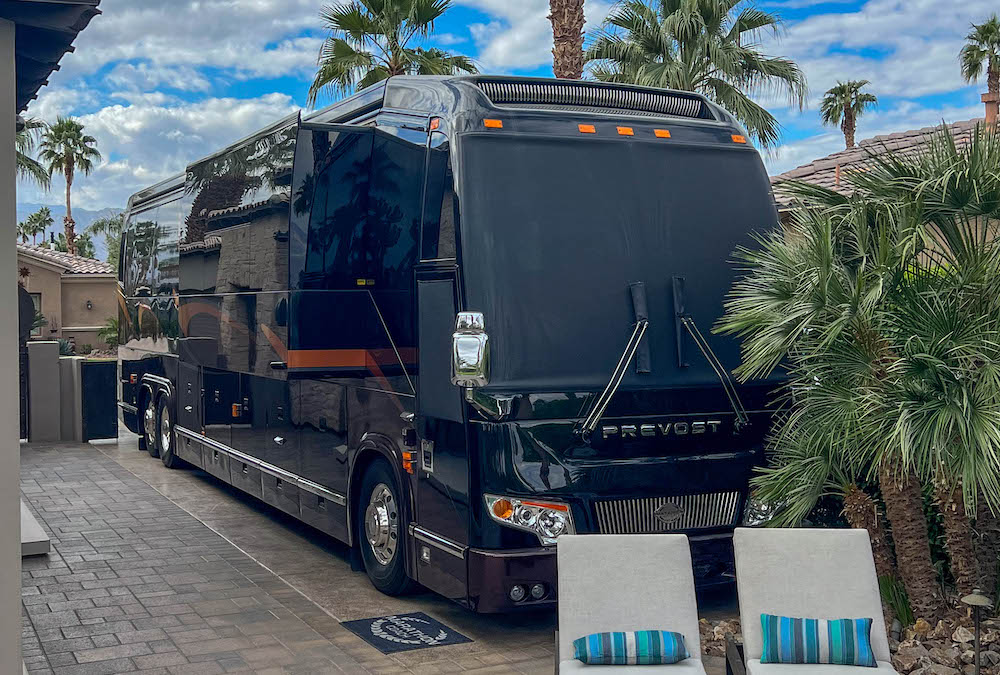 2016 Prevost Marathon H3-45 For Sale