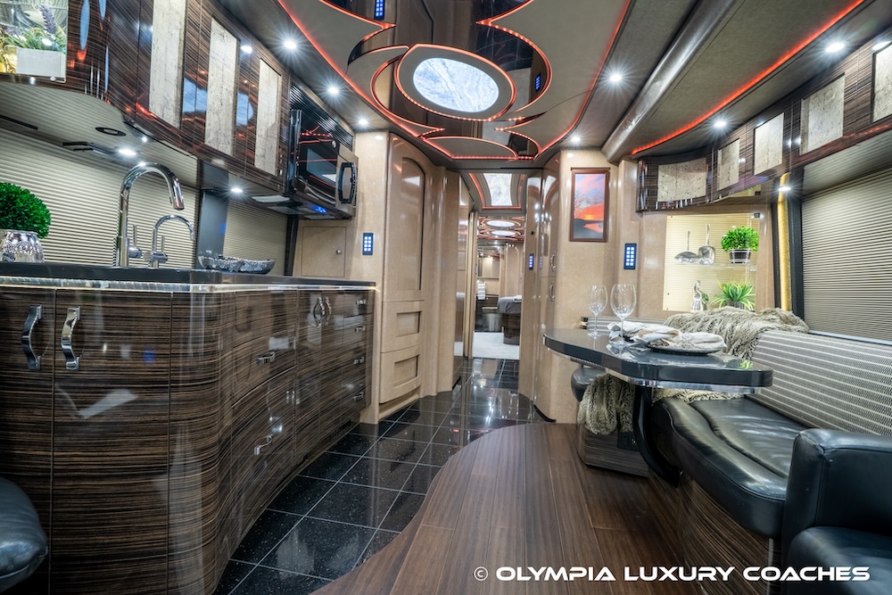 2016 Prevost Marathon H3-45 For Sale