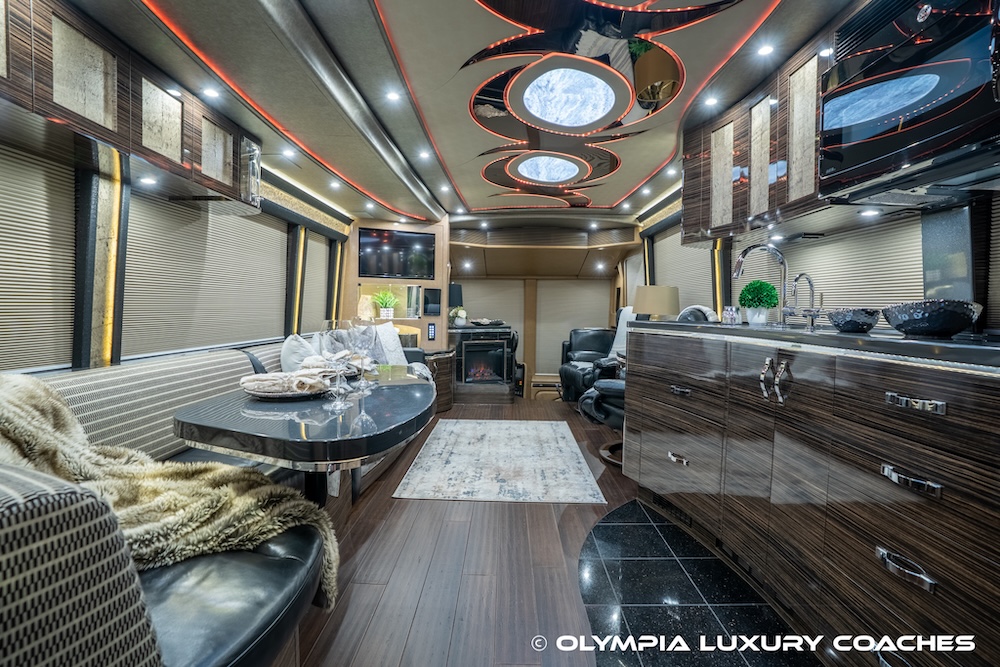 2016 Prevost Marathon H3-45 For Sale