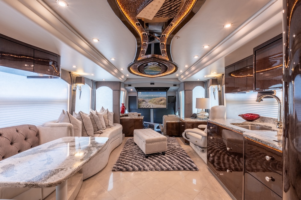 2016 Prevost Millennium  H3-45 For Sale