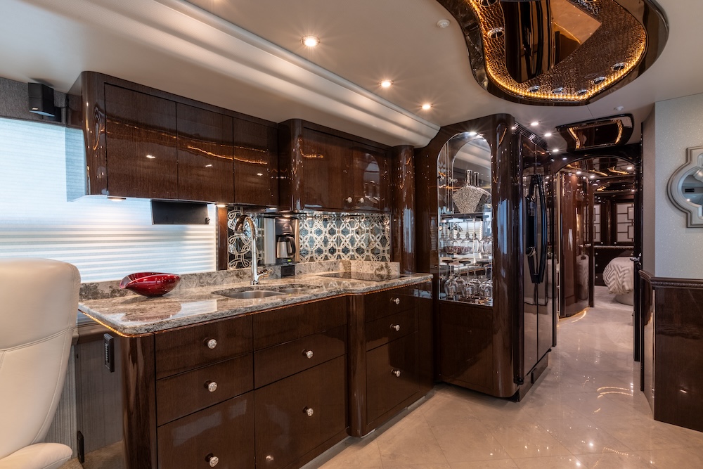 2016 Prevost Millennium  H3-45 For Sale