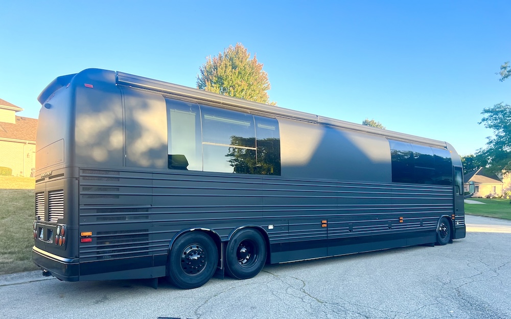 2016 Prevost  Nashville Coach XLII For Sale