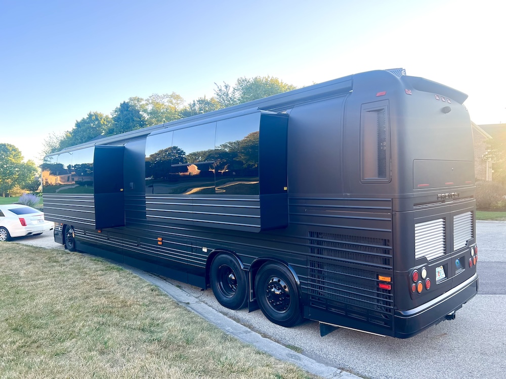 2016 Prevost  Nashville Coach XLII For Sale