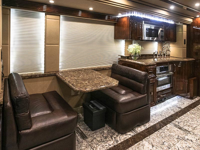 2016 Prevost Outlaw H3-45 For Sale